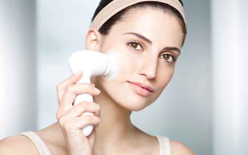 Các loại máy chăm sóc da mặt là giải pháp tốt để nâng cao hiệu quả chăm sóc da mặt.